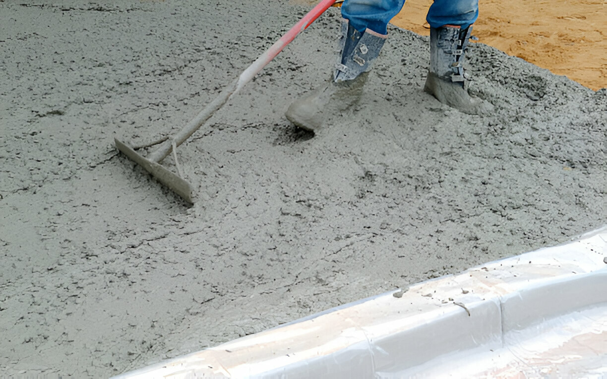 Concrete sidewalk installation